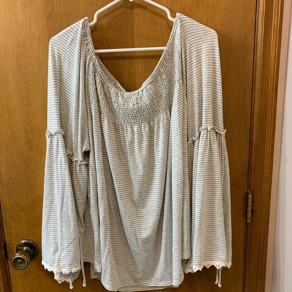 Maurices off the shoulder top - Picture 1 of 4